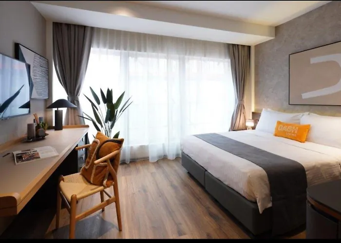 Dash Living On Prat Hong Kong